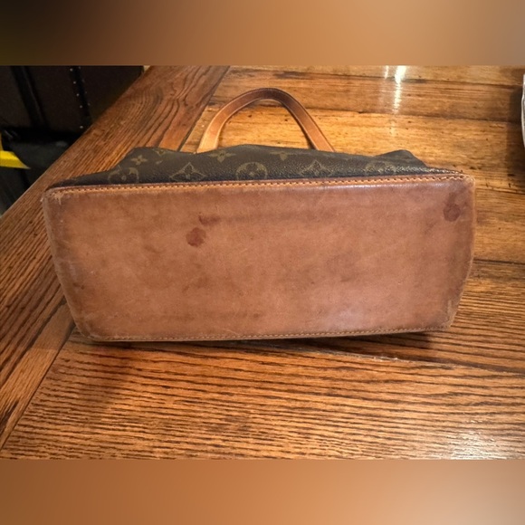 Louis Vouitton Monogram Authentic Brown Tote Handbag - Picture 9 of 16